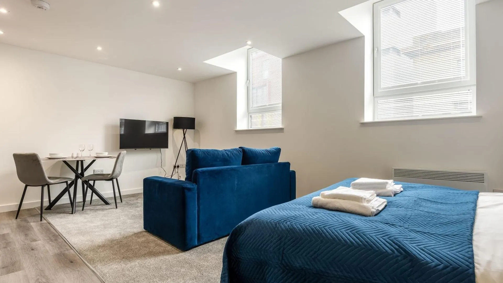 Contemporary Studio Apartment In Central 罗瑟勒姆 0*,  英国